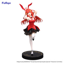 Load image into Gallery viewer, The Quintessential Quintuplets Specials Trio Try It Figure Nakano Itsuki Bunnies Version Another Color
