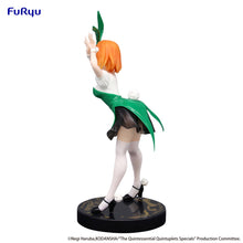 Load image into Gallery viewer, The Quintessential Quintuplets Specials Trio Try It Figure Nakano Yotsuba Bunnies Version Another Color
