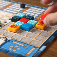 Load image into Gallery viewer, AZUL Tile Board Game
