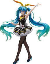 Load image into Gallery viewer, Hatsune Miku Project DIVA Arcade Hatsune Miku My Dear Bunny Version 1/4 Scale (re-run)
